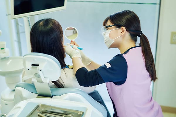 担当の歯科衛生士がお口の健康を守る